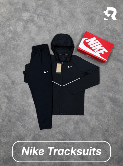 Collection image for: Nike Tracksuits