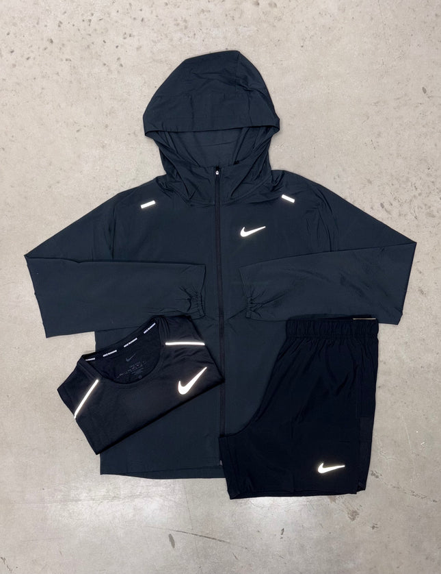 Nike Triple Black Challenger Short Bundle