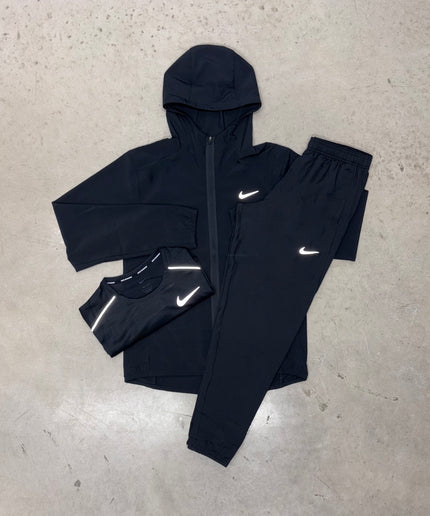 Nike Black Form Bundle