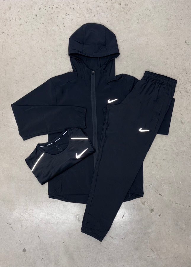 Nike Black Form Bundle