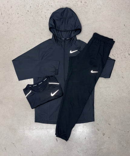 Nike Black Essentials Challenger Bundle