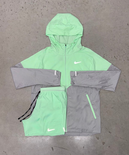Nike Vapour Green Windrunner Jacket x Flex Stride Shorts Set