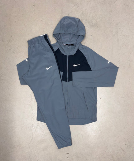 Nike Smoke Grey/Black Repel Miler Jacket x Matching Woven Challenger Pants Tracksuit