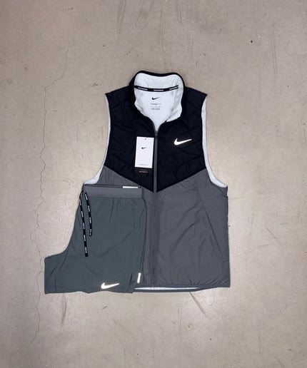 Nike Black/Smoke Grey Aerolayer Gilet x Grey Flex Stride Shorts