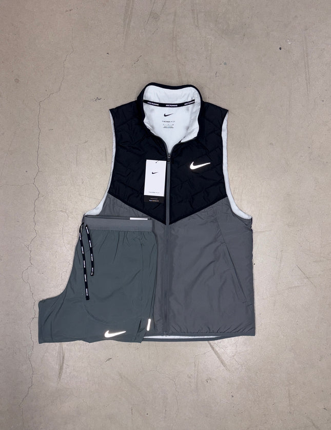 Nike Black/Smoke Grey Aerolayer Gilet x Grey Flex Stride Shorts