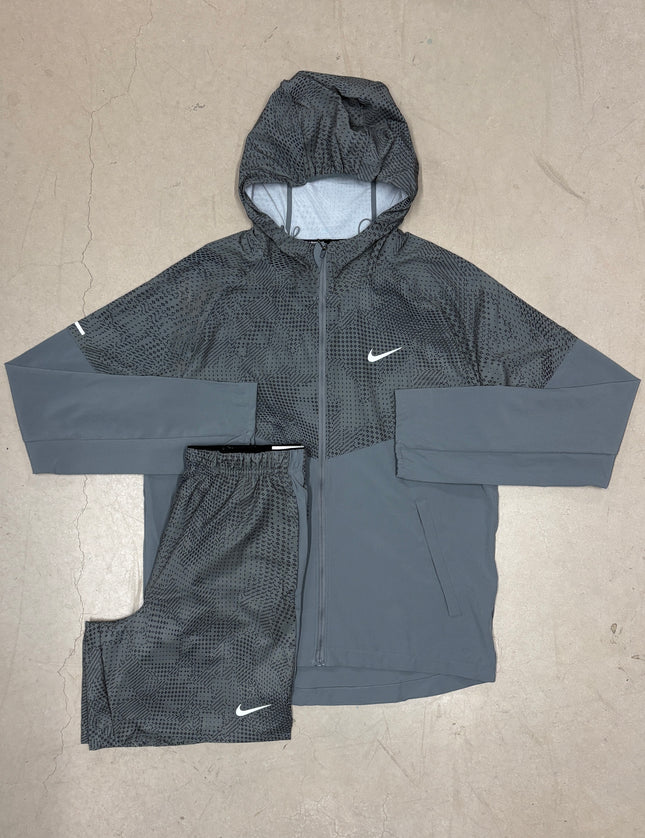 Nike New Grey Patterned Jacket x Shorts Set