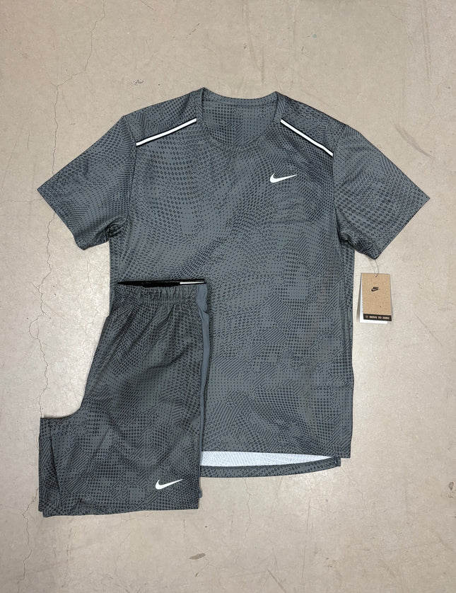 Nike New Grey Dri-Fit Patterned Miler Set