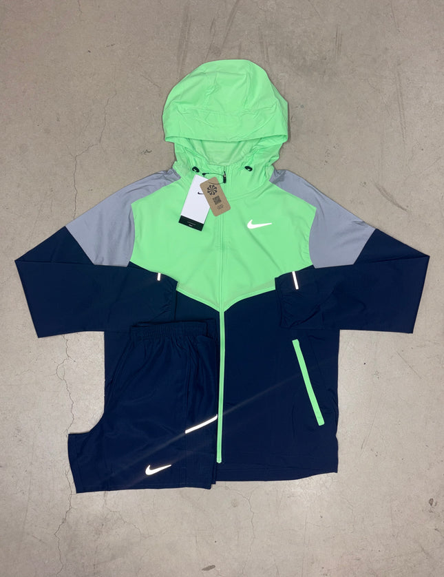 Nike Midnight Navy/Illusion Green Windrunner x Midnight Navy Shorts