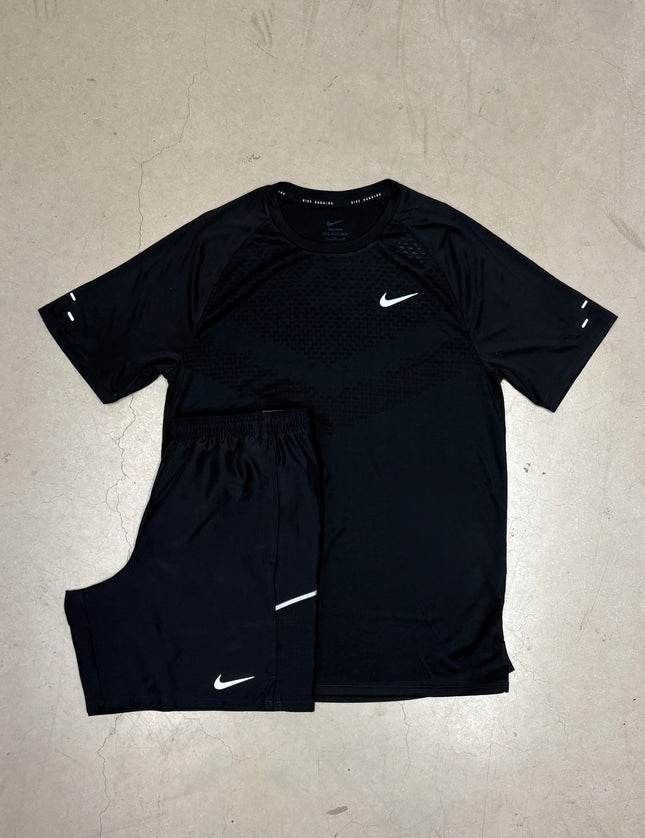 Nike Black Stride Tee x Black Miler Shorts Set