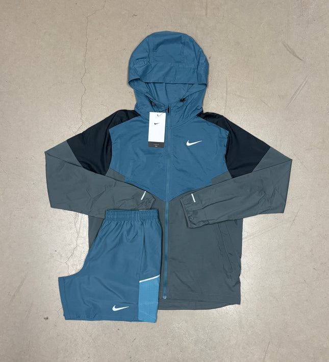 Nike Smoke Grey/Blue Windrunner Jacket x Nike Slate Blue 7" Challenger Shorts